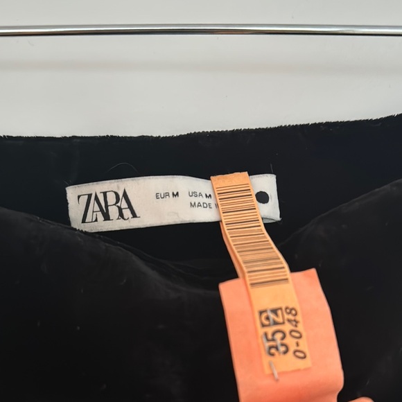 Zara velvet skirt with rhinestone detailing - Picture 7 of 7